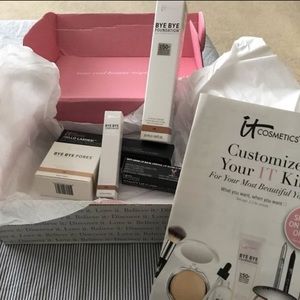 IT Cosmetics 5 piece Kit in Tan